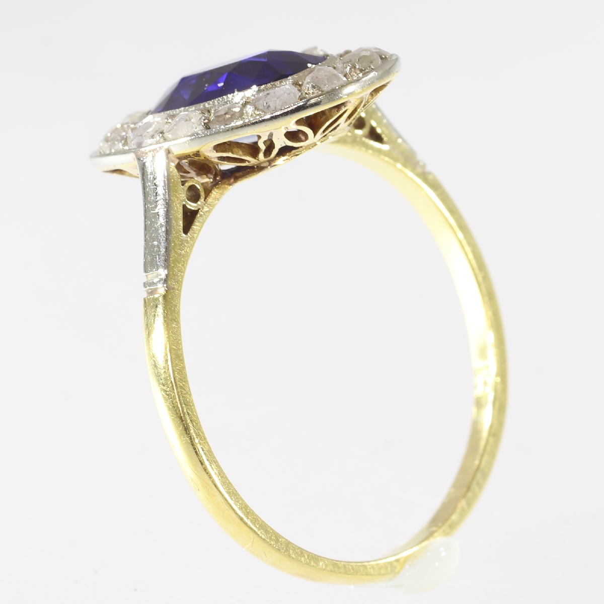 Estate diamond and sapphire anniversary or engagement ring (image 6 of 11)